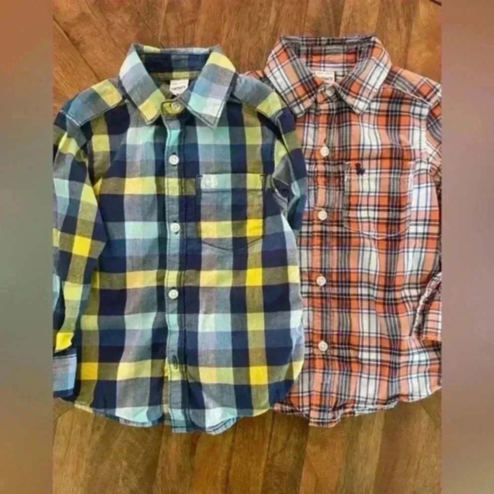 Set of 2 Carters boys size 2T plaid button down long sleeved collared shirts